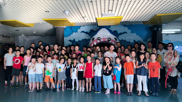 海底世界神秘夜 童馨童梦奇妙眠