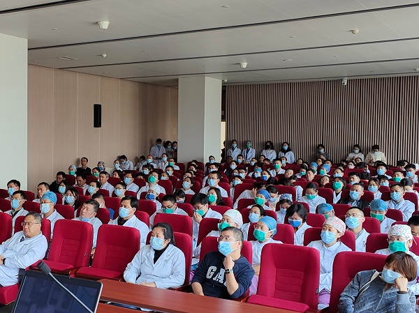 自拍偷拍
组织开展专题警示教育活动.jpg