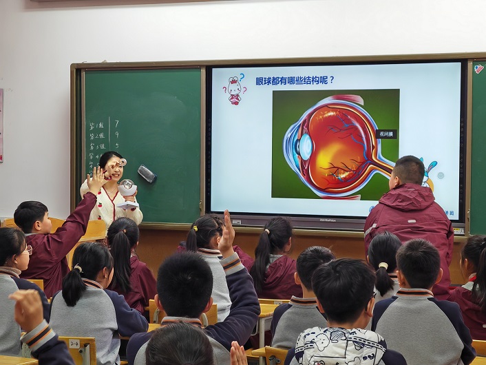 兰文医生.jpg 兰文医生.jpg