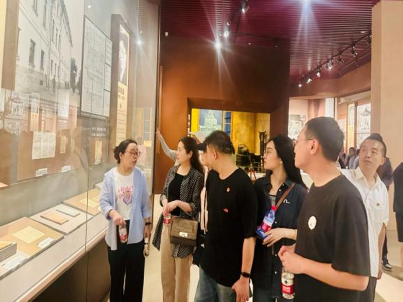 图片 2_副本.png 图片 2_副本.png